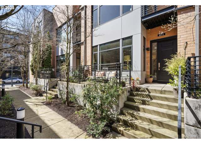 Property at 1672 NW Riverscape St, Portland, OR 97209, 2 beds, 2.5 baths