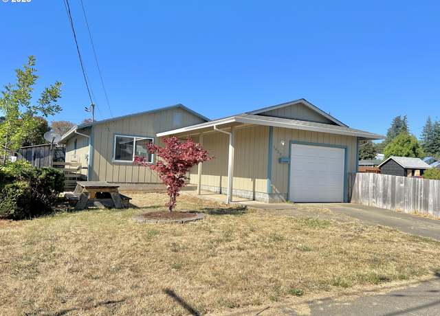 Photo of 1427 Maryland Ave, Myrtle Point, OR 97458