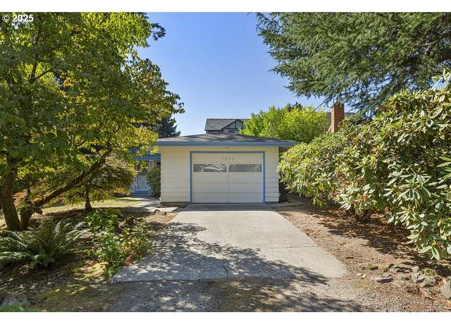 Property at 3020 SW Nebraska St, Portland, OR 97239, 2 beds, 1.5 baths