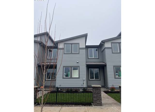 Property at 4216 SE Century, Hillsboro, OR 97123, 3 beds, 2.5 baths