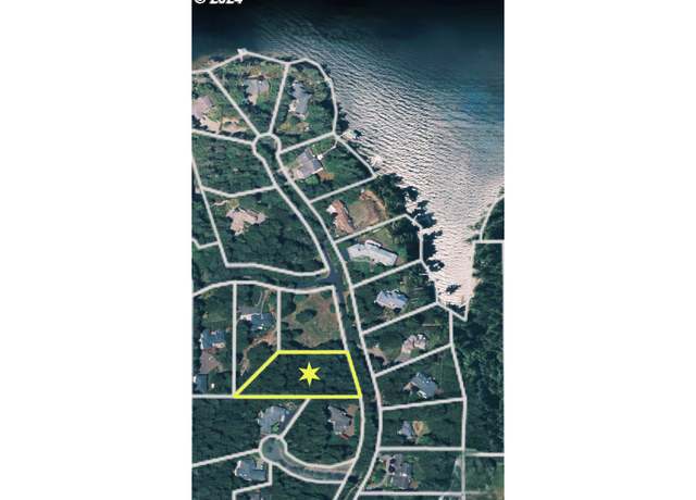 Property at 83410 South Cove Dr, Florence, OR 97439