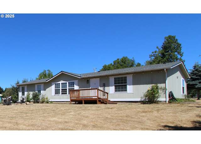 Property at 561 N Birch St, Coquille, OR 97423, 3 beds, 2 baths