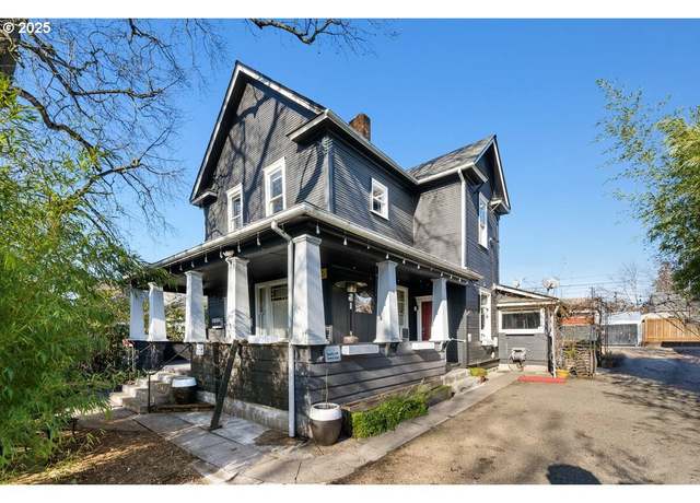 Property at 610 W Fourth Plain Blvd, Vancouver, WA 98660, 3 beds, 3 baths
