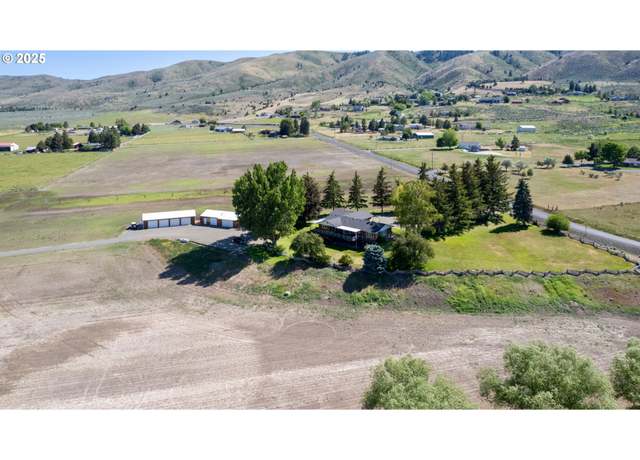 Property at 18373 W Campbell Loop, Baker City, OR 97814, 3 beds, 3 baths