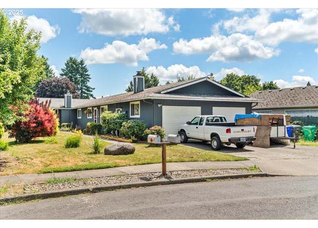 Property at 1146 SE 149th Pl, Portland, OR 97233, 4 beds, 4 baths