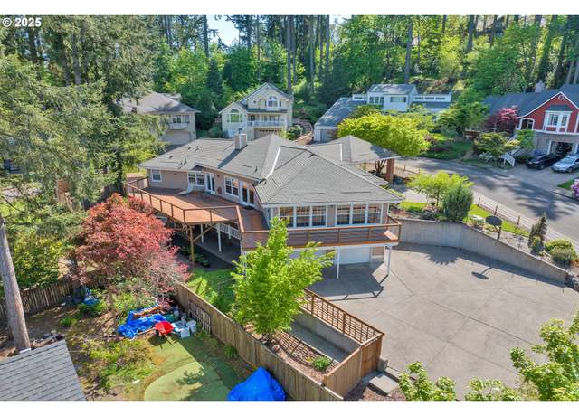 Property at 3023 Ashley Loop, Eugene, OR 97405, 4 beds, 3 baths