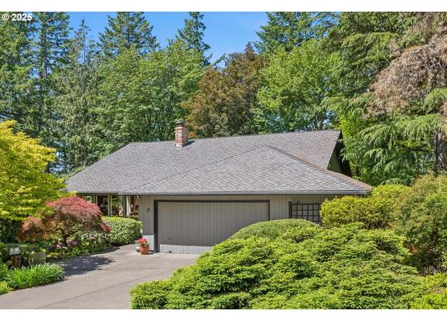 Property at 15 Cellini Ct, Lake Oswego, OR 97035, 4 beds, 3 baths