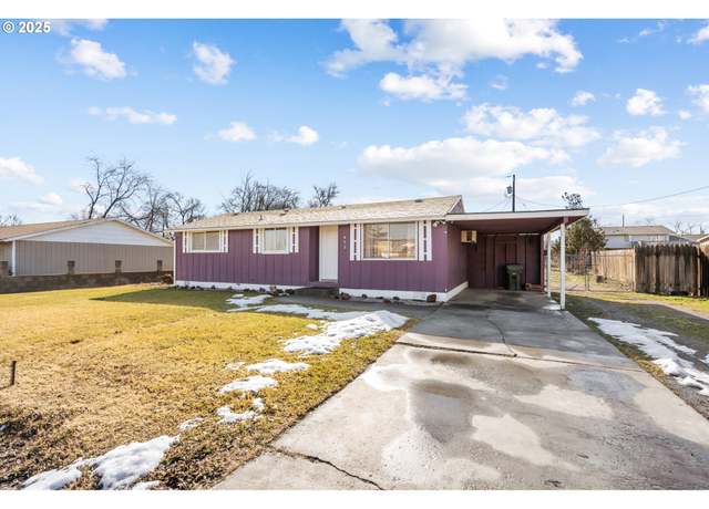 Property at 475 W Hartley Ave, Hermiston, OR 97838, 2 beds, 1 bath