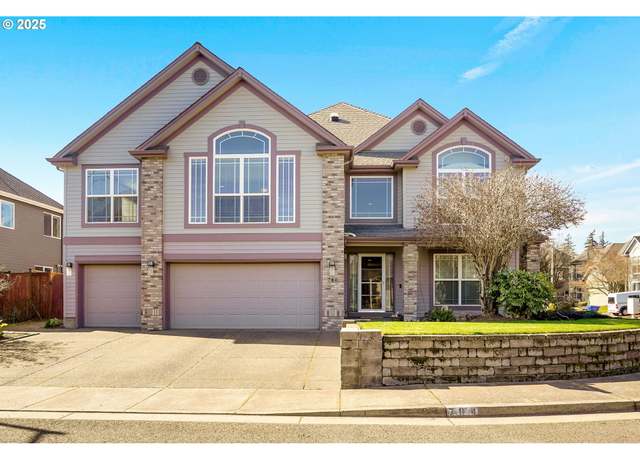 Property at 784 Shadowwood Loop, Keizer, OR 97303, 4 beds, 2.5 baths