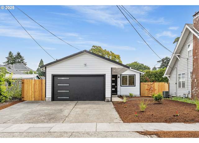 Property at 4414 SE 56th Ave, Portland, OR 97206, 3 beds, 2 baths