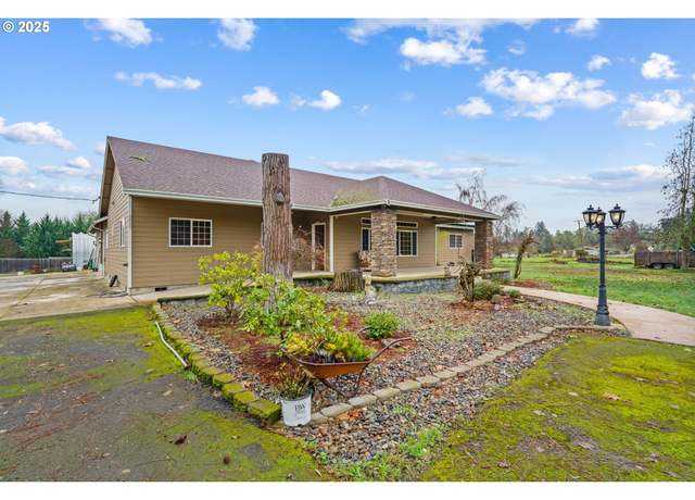 Property at 3040 Fisher Rd, Roseburg, OR 97470, 4 beds, 2.5 baths