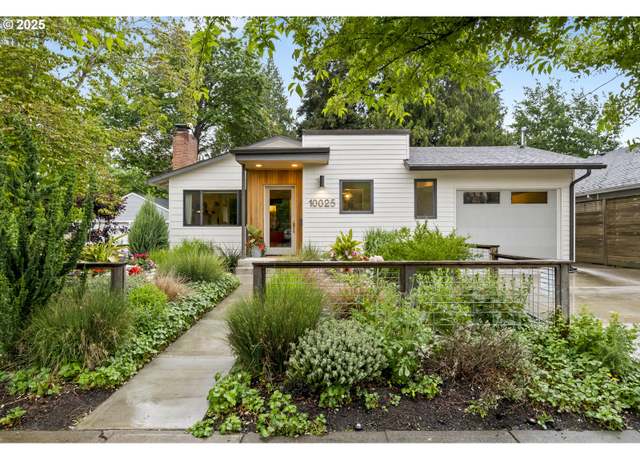Property at 10025 N Jersey St, Portland, OR 97203, 4 beds, 2 baths