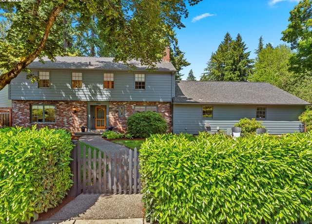 Property at 1209 Lake Garden Ct, Lake Oswego, OR 97034, 4 beds, 2.5 baths