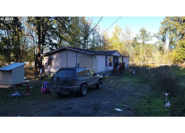 Property at 335 Red Hill Rd, Glendale, OR 97442, 4 beds, 2 baths