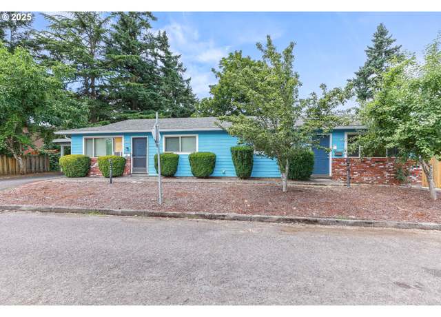 Property at 5829 SE 80th Ct, Portland, OR 97206, 4 beds, 2 baths