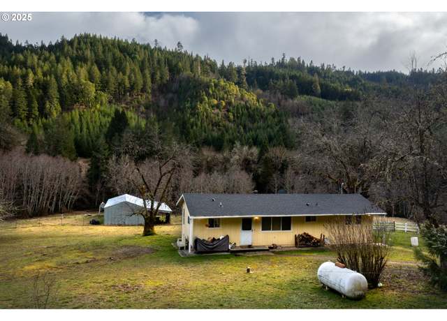 Property at 467 Slide Creek Rd, Myrtle Creek, OR 97457, 2 beds, 1 bath