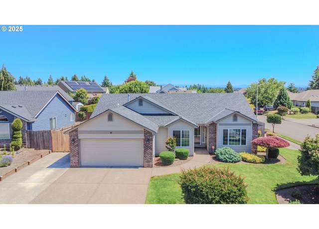 Property at 13324 S Nobel Rd, Oregon City, OR 97045, 3 beds, 2 baths