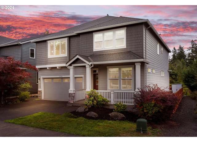 Property at 13762 SE Nightingale Ave, Clackamas, OR 97015, 5 beds, 3 baths