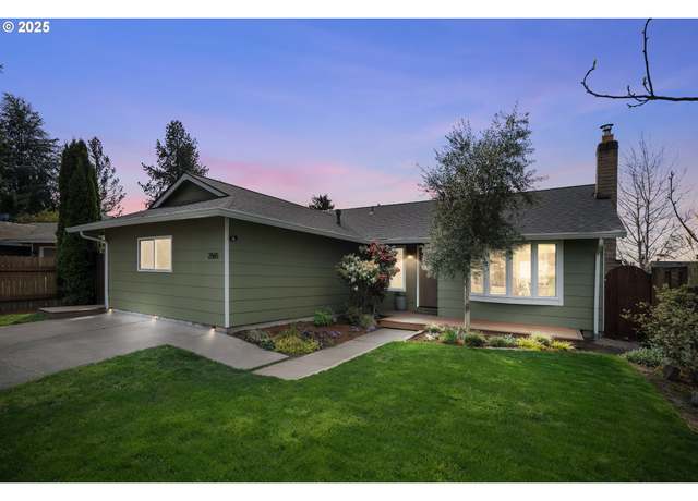 Property at 2565 SW 211th Ct, Beaverton, OR 97003, 3 beds, 2 baths