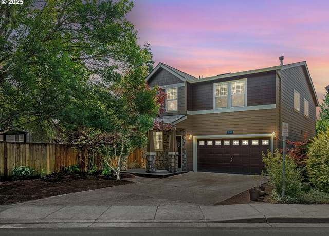 Property at 7152 NE Ridge Dr, Hillsboro, OR 97124, 4 beds, 2.5 baths