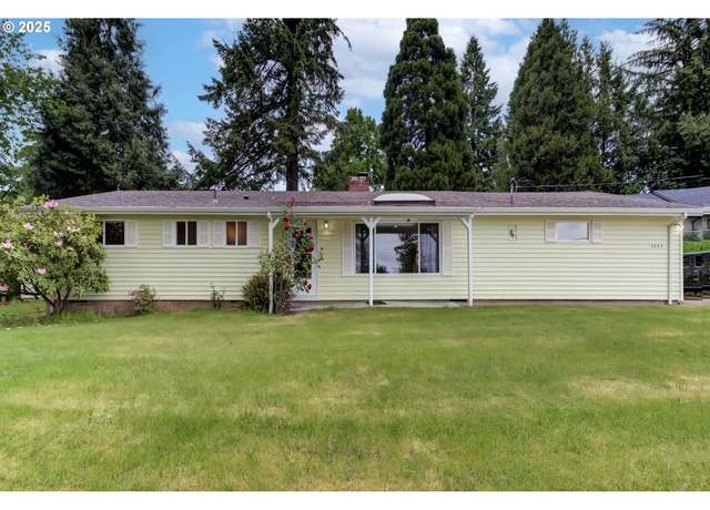 Property at 1055 Cascade Dr NW, Salem, OR 97304, 3 beds, 2 baths