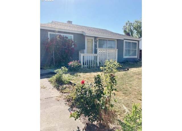 Property at 727 SW 28th St, Pendleton, OR 97801, 3 beds, 1 bath