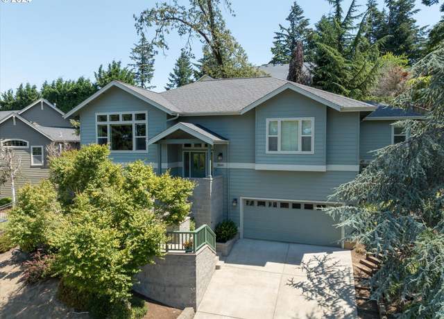Property at 2688 Suncrest Ave, Eugene, OR 97405, 3 beds, 3 baths