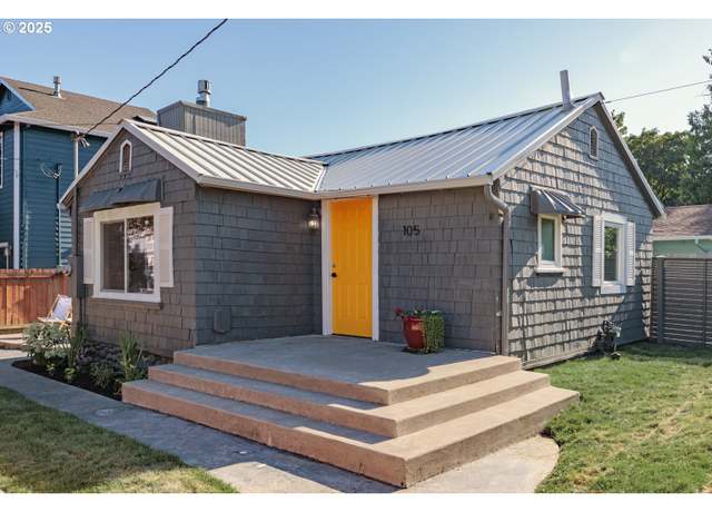 Property at 105 SE 119th Ave, Portland, OR 97216, 2 beds, 1 bath