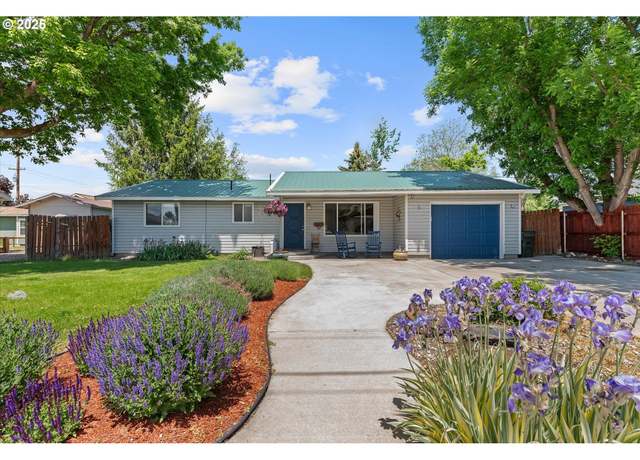 Property at 1220 Baker St, Baker City, OR 97814, 3 beds, 1 bath