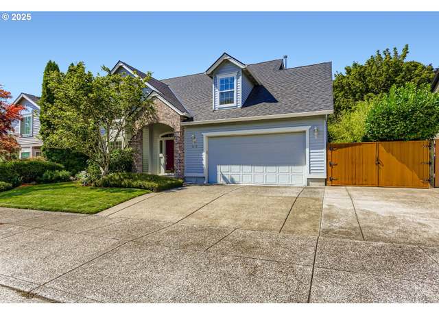 Property at 2643 NE 2nd Dr, Hillsboro, OR 97124, 4 beds, 2.5 baths