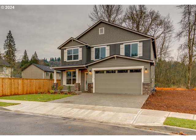 Property at 2383 W 7th Ave, Junction City, OR 97448, 5 beds, 3 baths