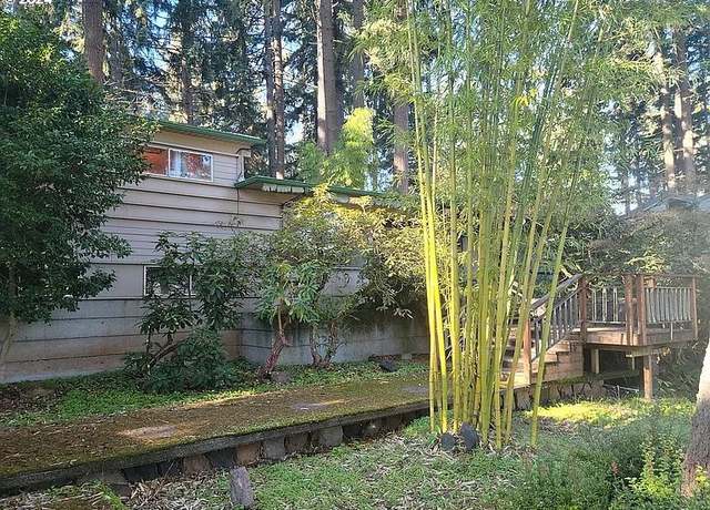 Property at 4680 Fox Hollow Rd, Eugene, OR 97405, 3 beds, 4 baths