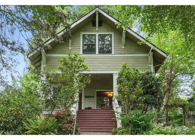Property at 2824 SW Illinois St, Portland, OR 97239, 4 beds, 2 baths