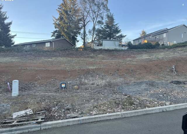 Property at 37866 College St Unit 19/20, Sandy, OR 97055