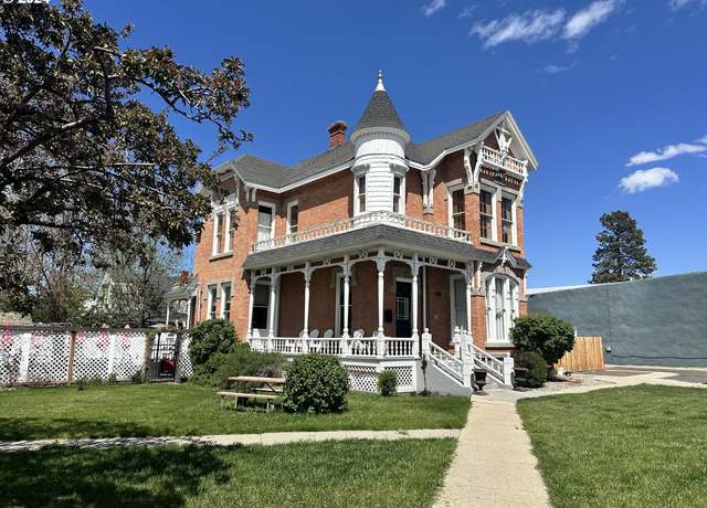 Property at 1790 Washington Ave, Baker City, OR 97814, 5 beds, 1.5 baths