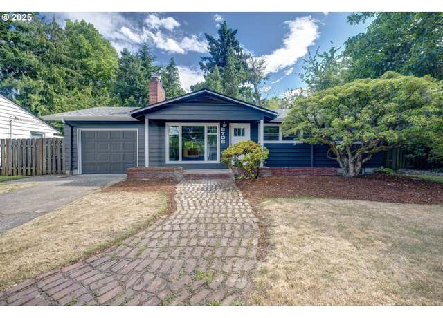 Property at 9706 SE Grant Ct, Portland, OR 97216, 3 beds, 2 baths