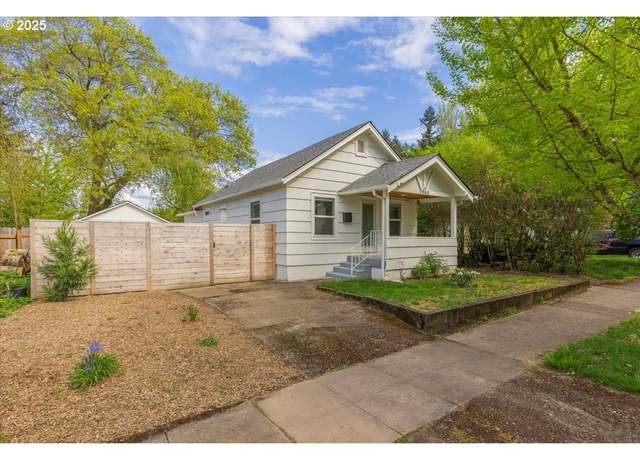 Property at 7944 N Dana Ave, Portland, OR 97203, 2 beds, 1 bath