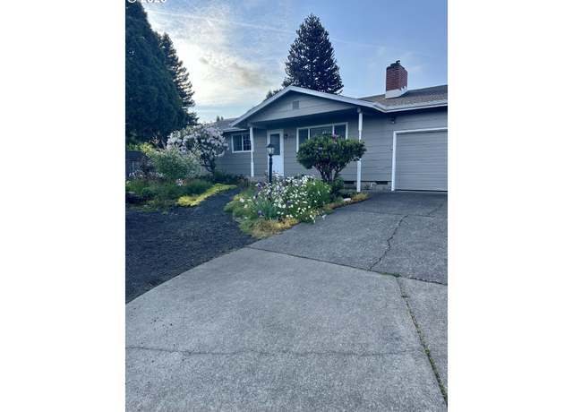 Property at 1125 Delrose Dr, Springfield, OR 97477, 3 beds, 1 bath