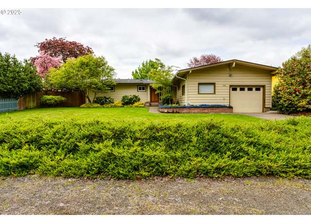 Property at 1286 Sunny Dr, Eugene, OR 97404, 3 beds, 2 baths