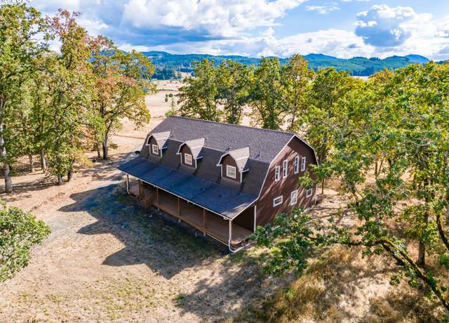 Property at 31527 Stoltz Hill Rd, Lebanon, OR 97355, 1 bed, 2 baths