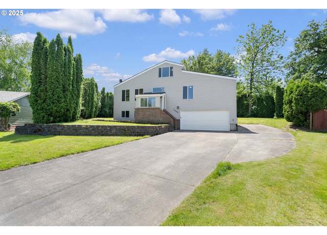 Property at 3644 SE Harlow Ct, Troutdale, OR 97060, 4 beds, 3 baths