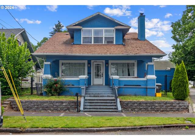 Property at 3316 SE 23rd Ave, Portland, OR 97202, 3 beds, 3 baths