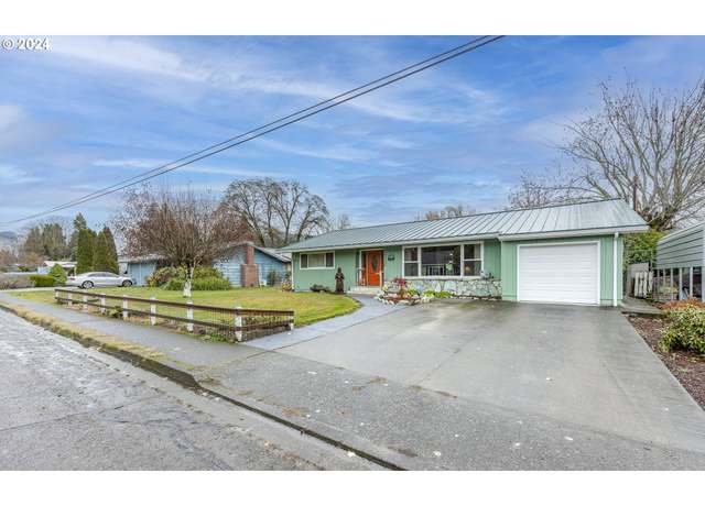 Property at 48340 Hills St, Oakridge, OR 97463, 3 beds, 2 baths