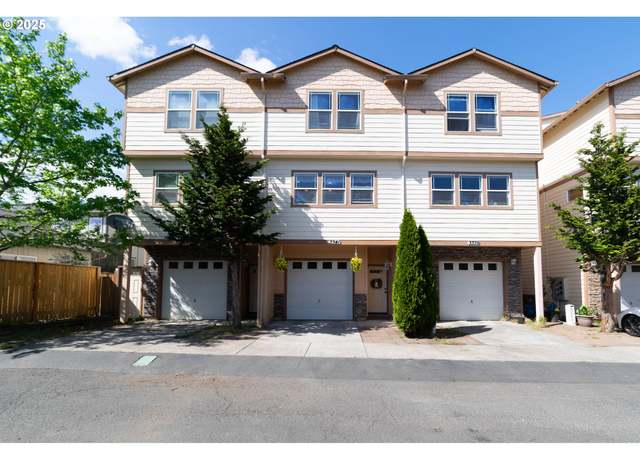 Property at 3341 SE 143rd Ave, Portland, OR 97236, 2 beds, 2.5 baths