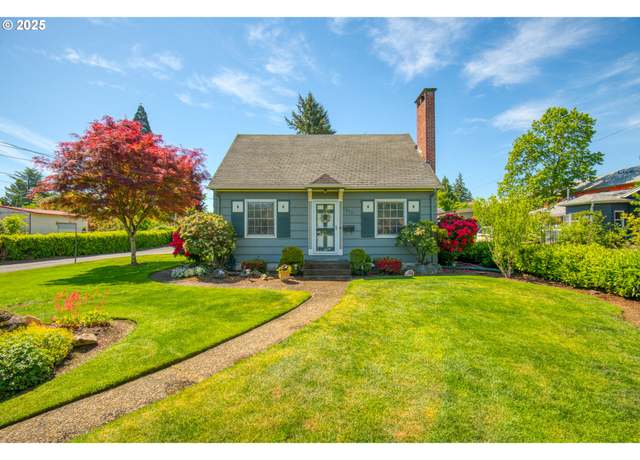 Property at 4828 NE Going St, Portland, OR 97218, 3 beds, 2 baths
