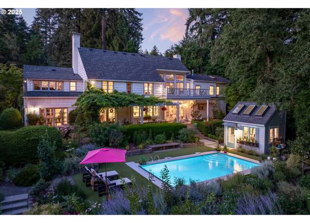 Property at 1546 S Military Rd, Portland, OR 97219, 5 beds, 3.5 baths