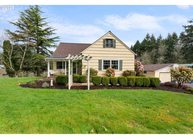 Property at 12005 S Carus Rd, Oregon City, OR 97045, 4 beds, 3 baths