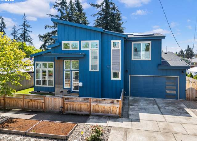 Property at 5950 SE Insley St, Portland, OR 97206, 4 beds, 2.5 baths