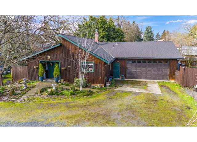 Property at 190 S Main St, Brownsville, OR 97327, 3 beds, 2 baths