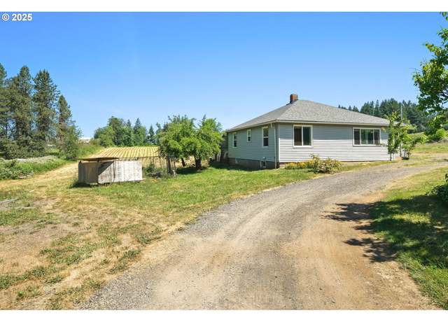 Property at 38001 SE Highway 211, Sandy, OR 97055, 3 beds, 1 bath